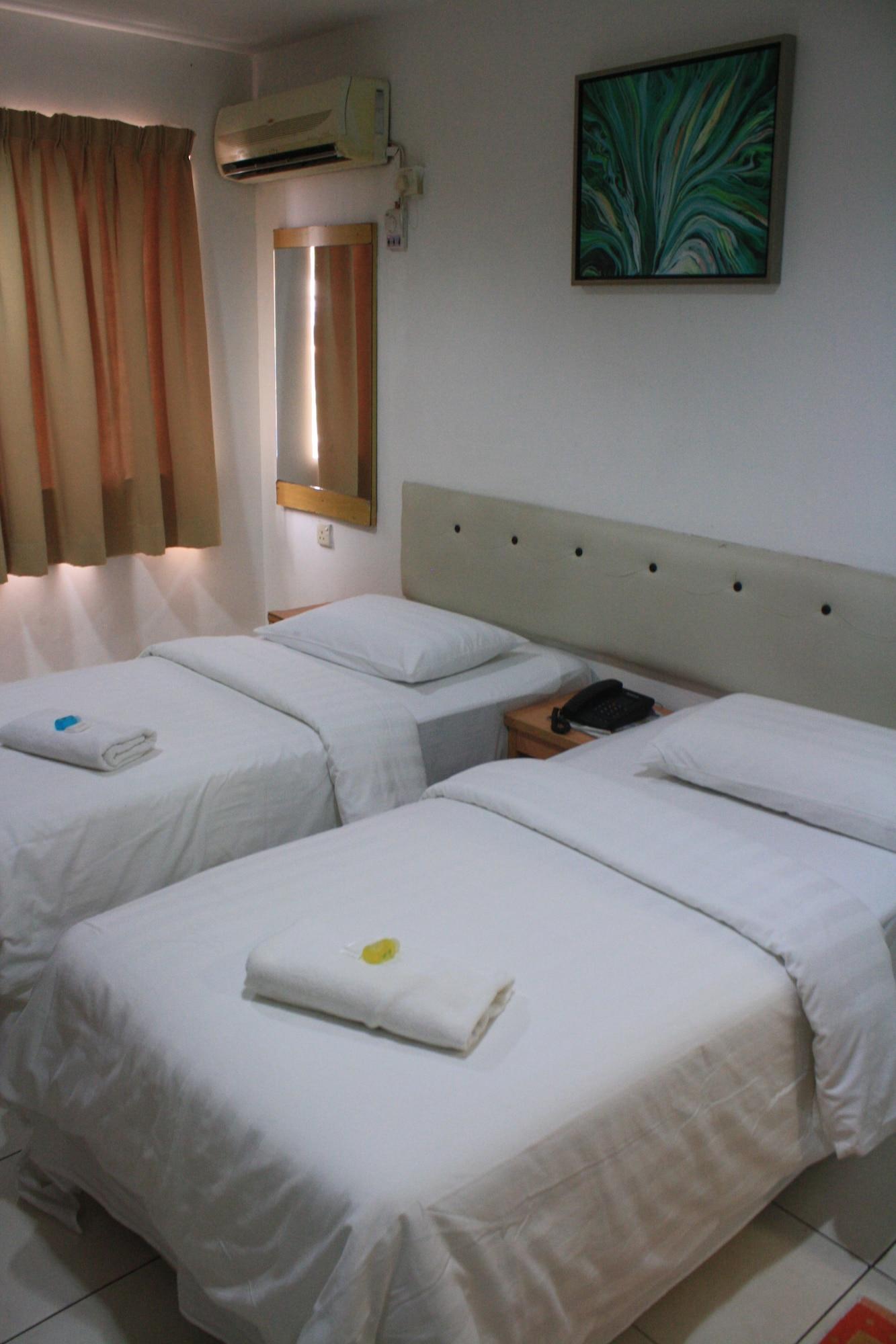 De Ocean Hotel Malacca Exterior photo