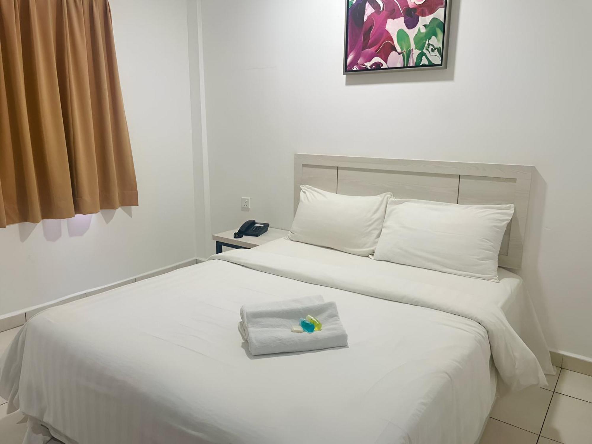 De Ocean Hotel Malacca Exterior photo